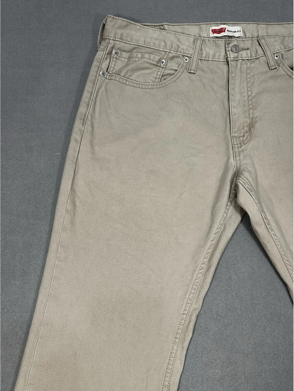 Levis tagged 38x29